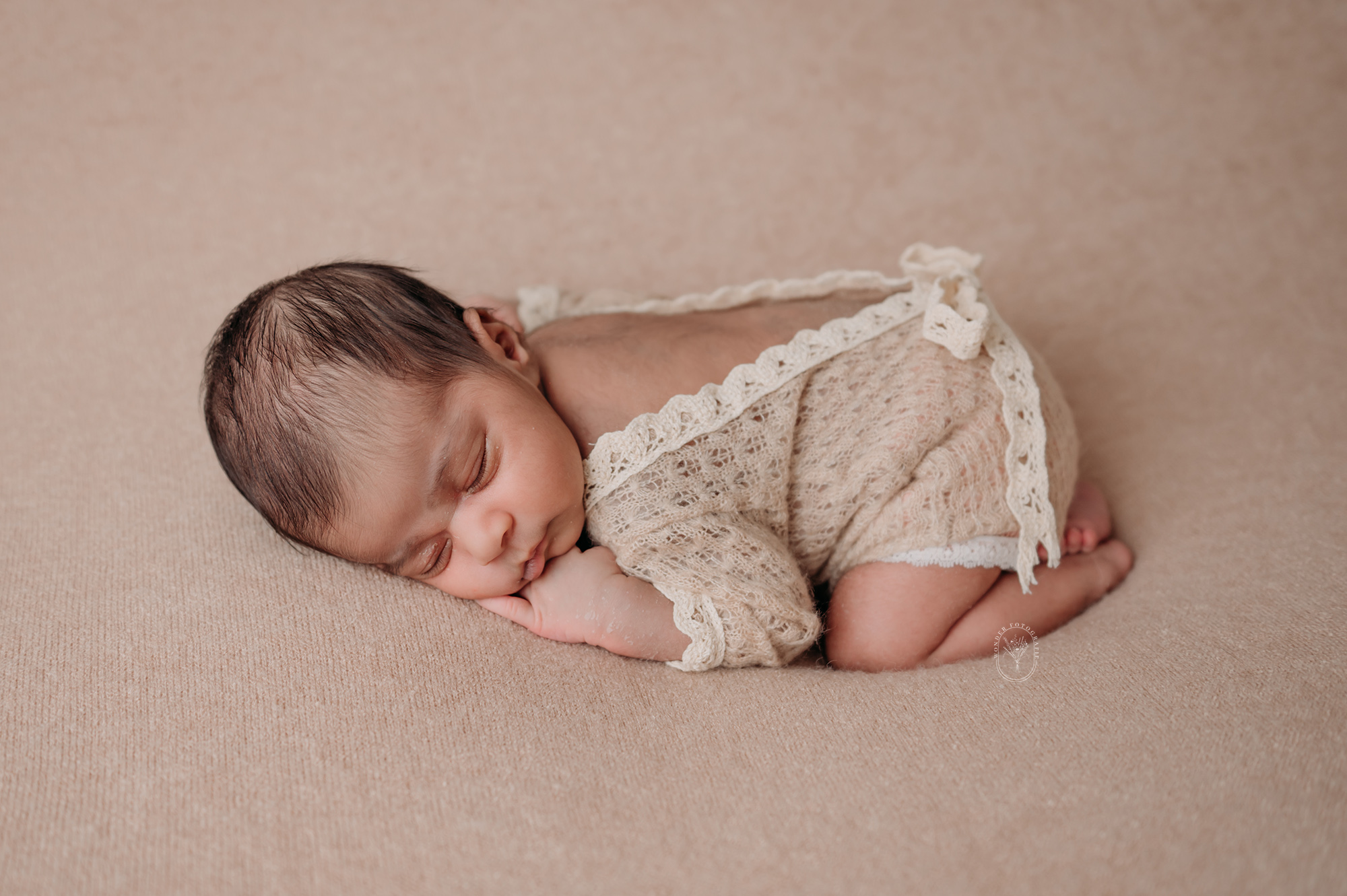 beste newborn fotograaf nederland baby fotoshoot shoot
