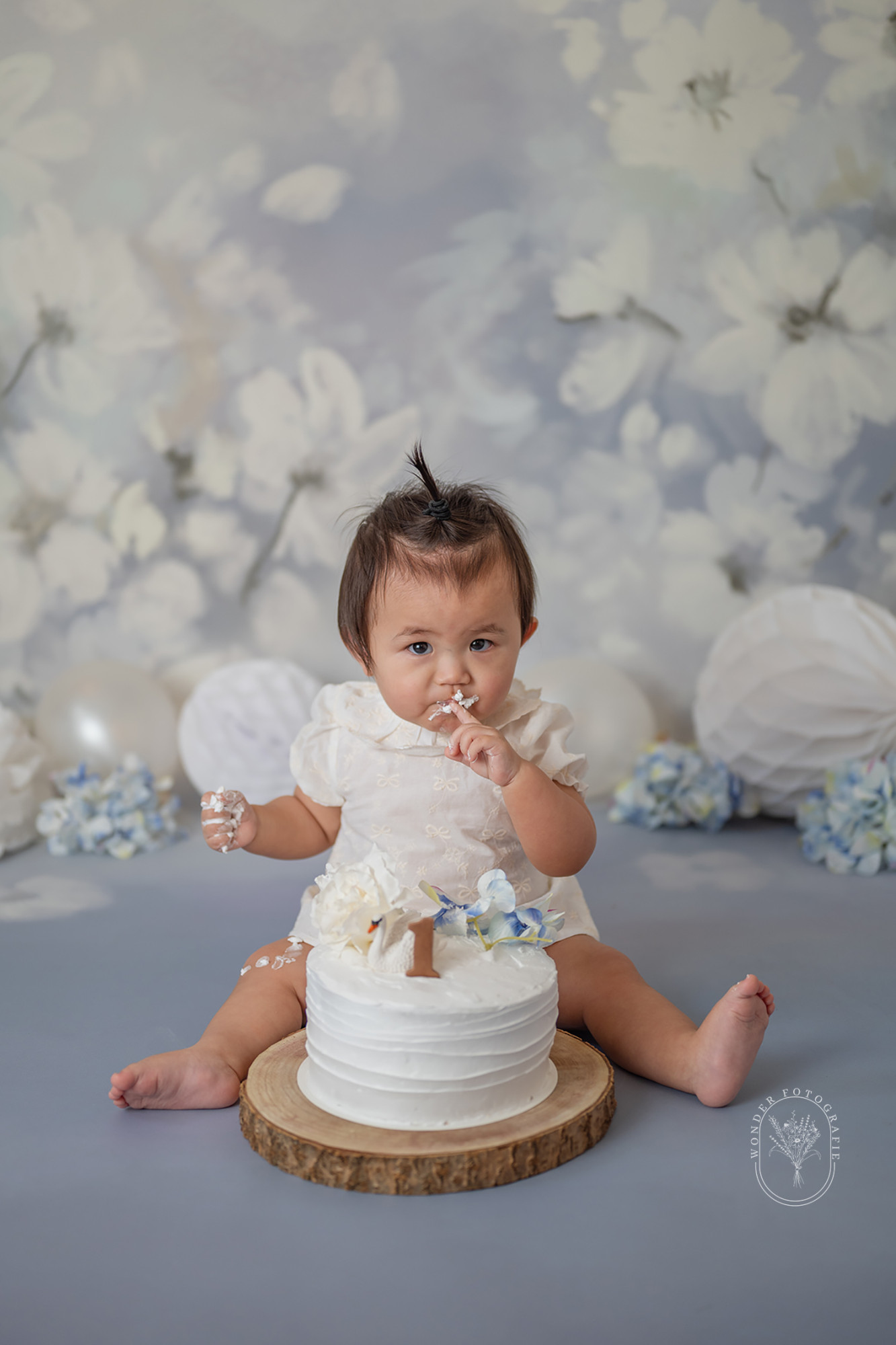 cake smash fotoshoot friesland baby shoot verjaardag heerenveen meppel emmeloord almere leeuwarden zwolle