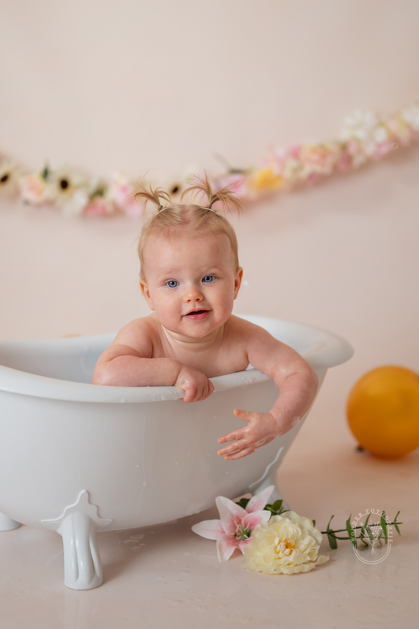 cake smash shoot friesland flevoland baby shoot heerenveen wolvega emmeloord almere meppel steenwijk