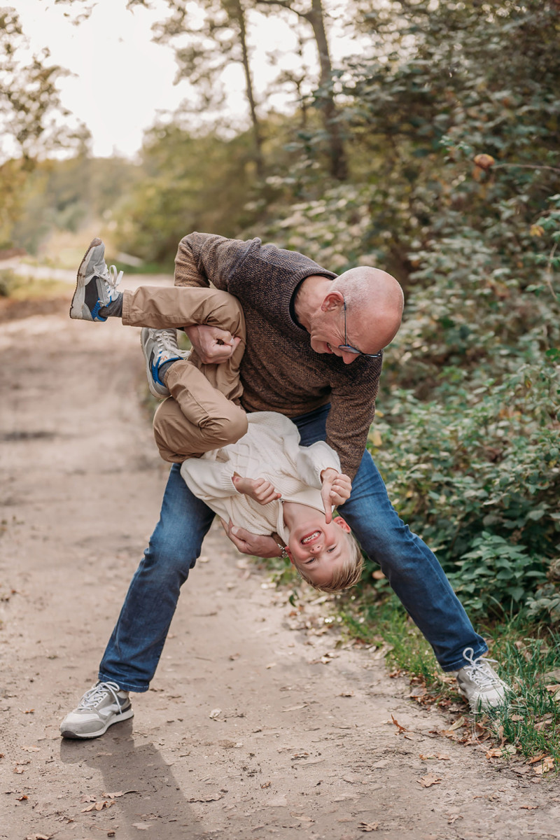 gezinsfotoshoot familiefotoshoot opa oma pake beppe fotoshoot friesland flevoland