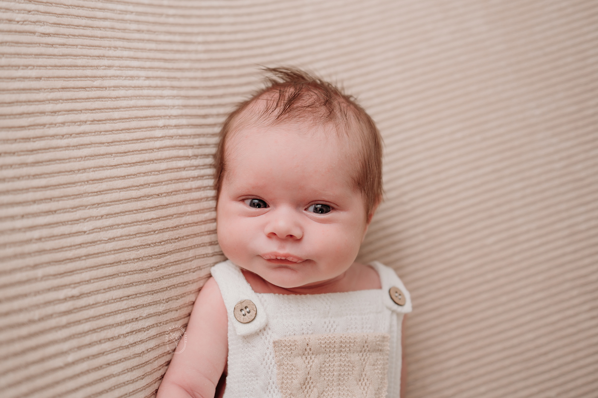 Newborn fotoshoot baby shoot fotograaf heerenveen meppel emmeloord almere steenwijk leeuwarden