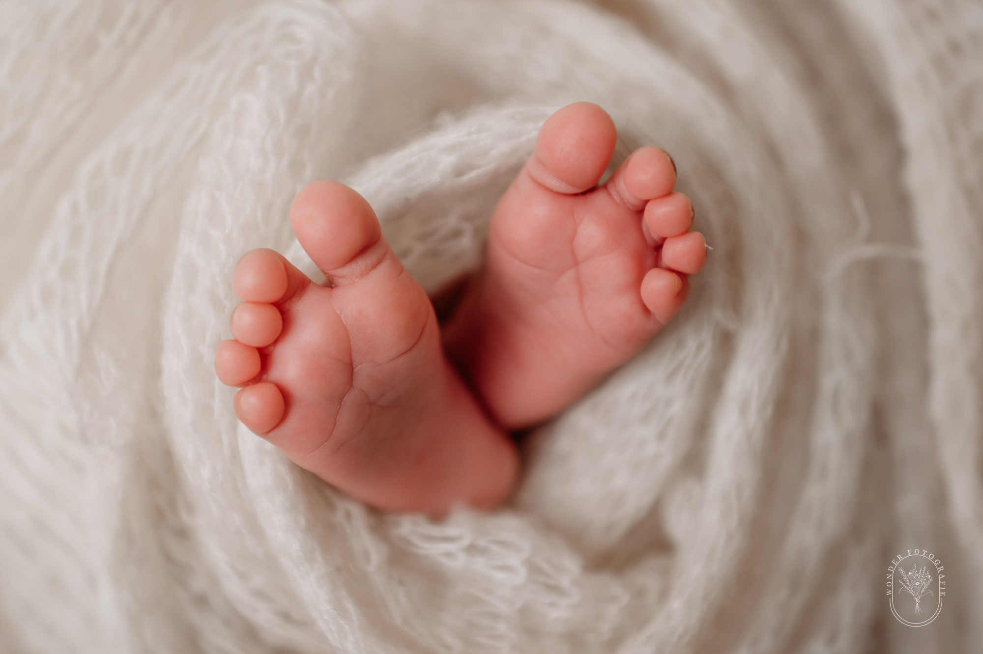 beste mooiste newborn fotoshoot friesland baby fotograaf flevoland drenthe overijssel