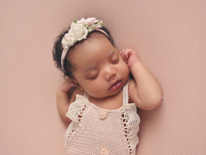 Newborn Fotoshoot Meisje 2 weken oud