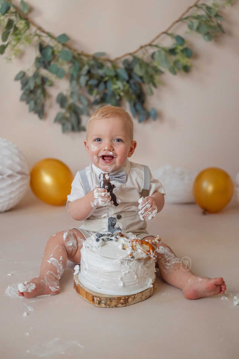 cake smash fotoshoot friesland outfit inspiratie babyshoot kleding boho naturel