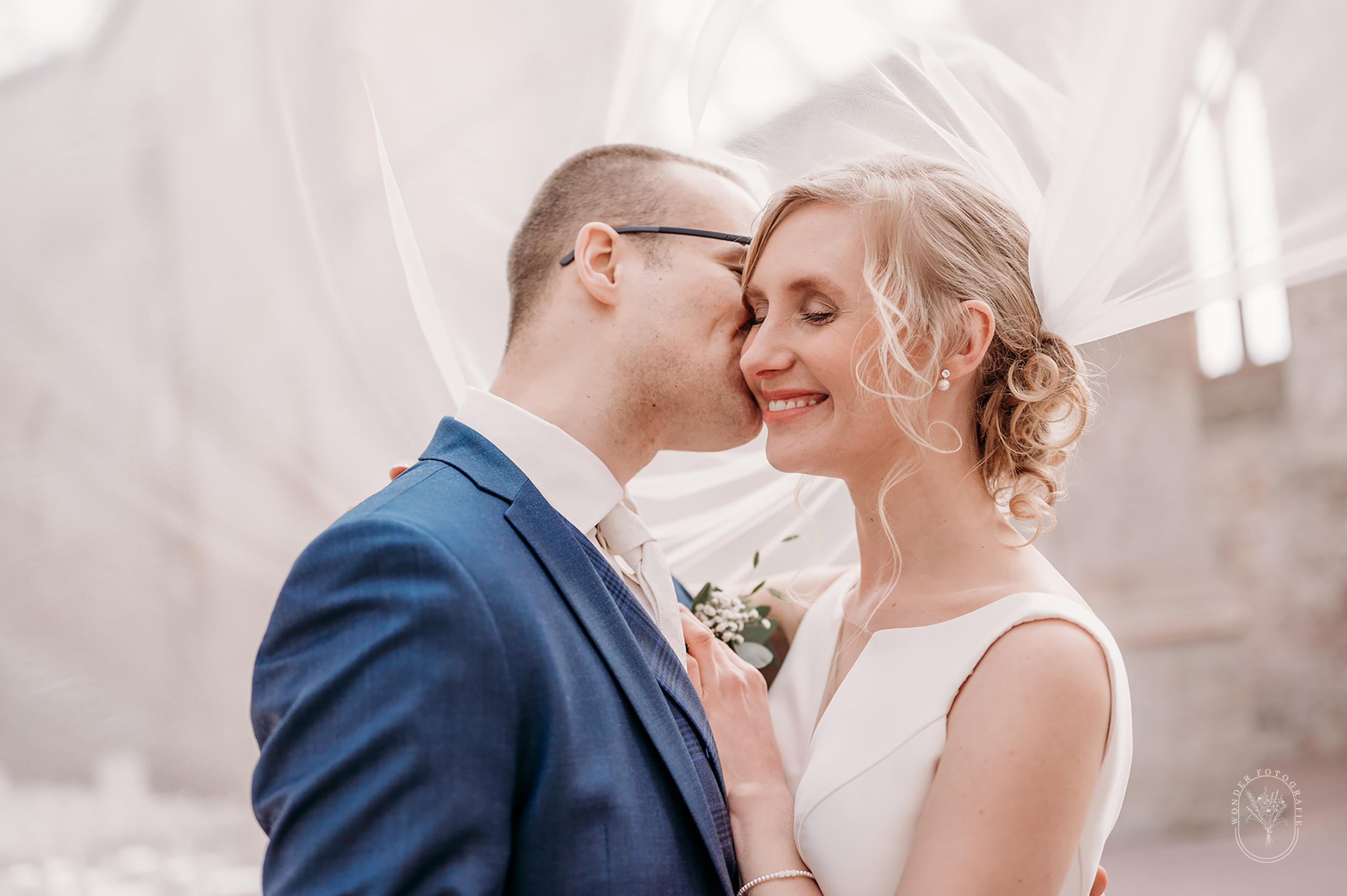 trouwfotograaf friesland flevoland drenthe broerekerk bolsward pollepleats eigen wijze netl