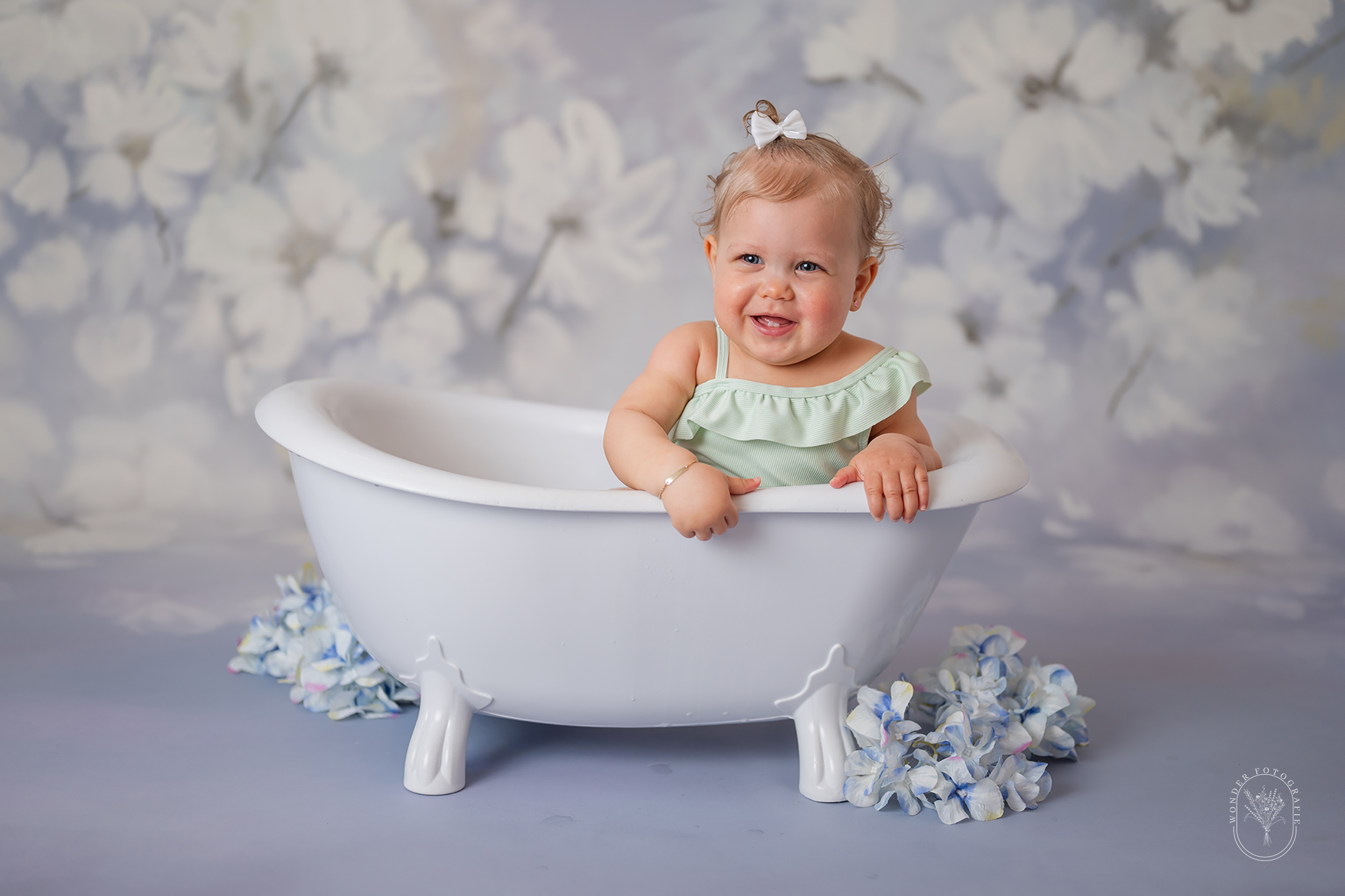 cake smash fotoshoot baby shoot meppel steenwijk almere heerenveen emmeloord lelystad