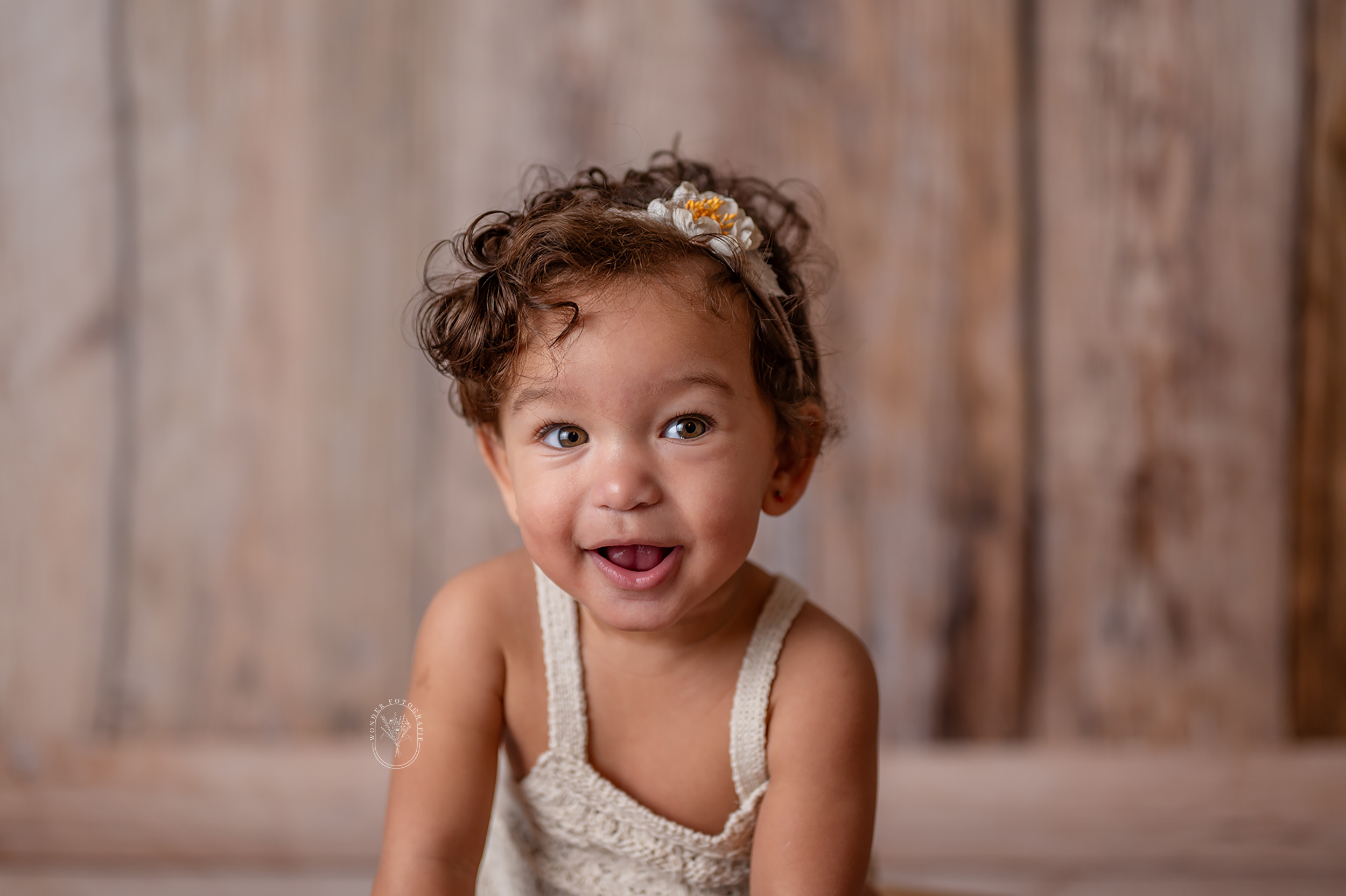 cake smash fotoshoot friesland flevoland baby fotostudio taart badje