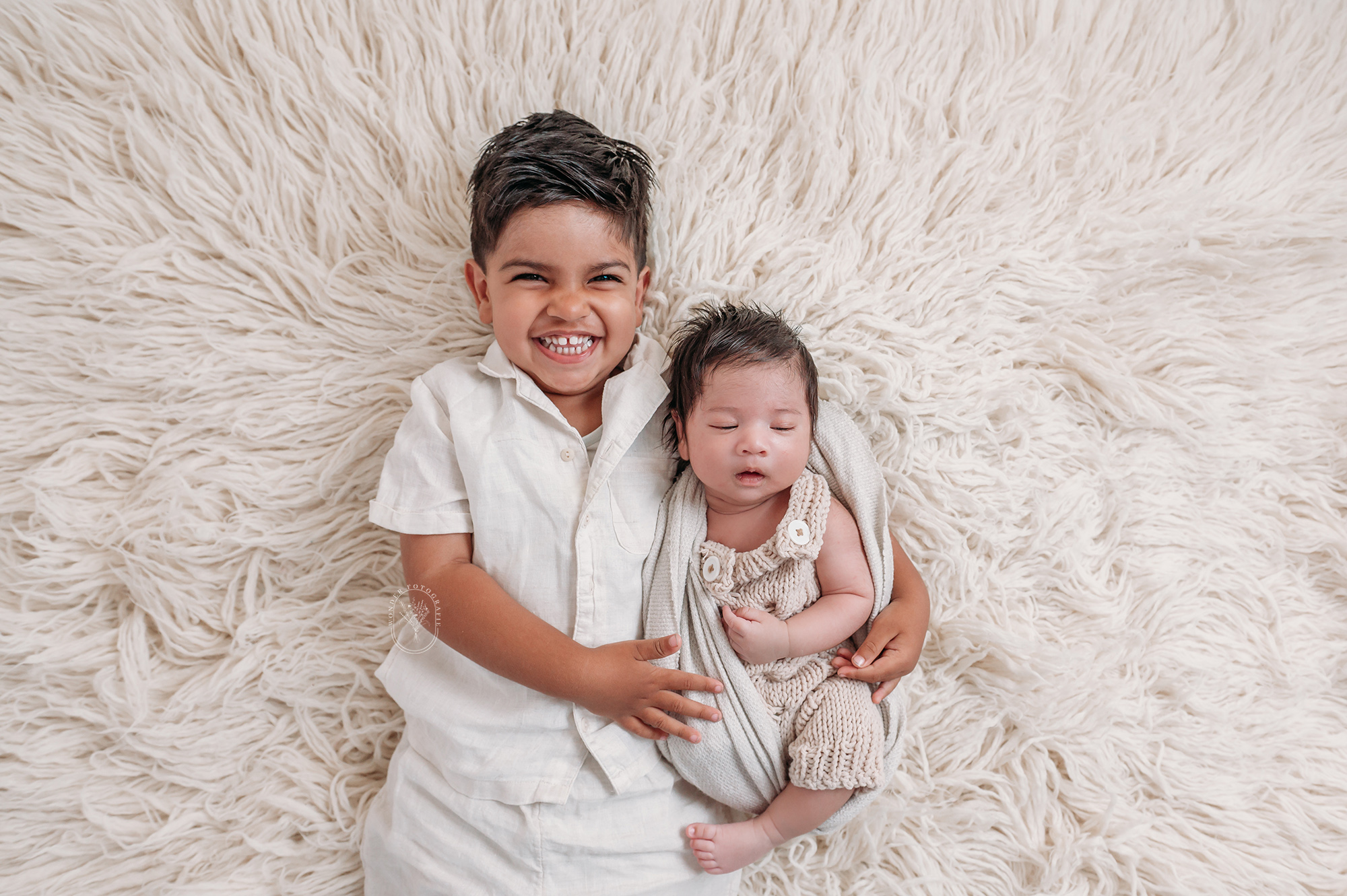 newborn fotoshoot almere leeuwarden meppel zwolle baby shoot