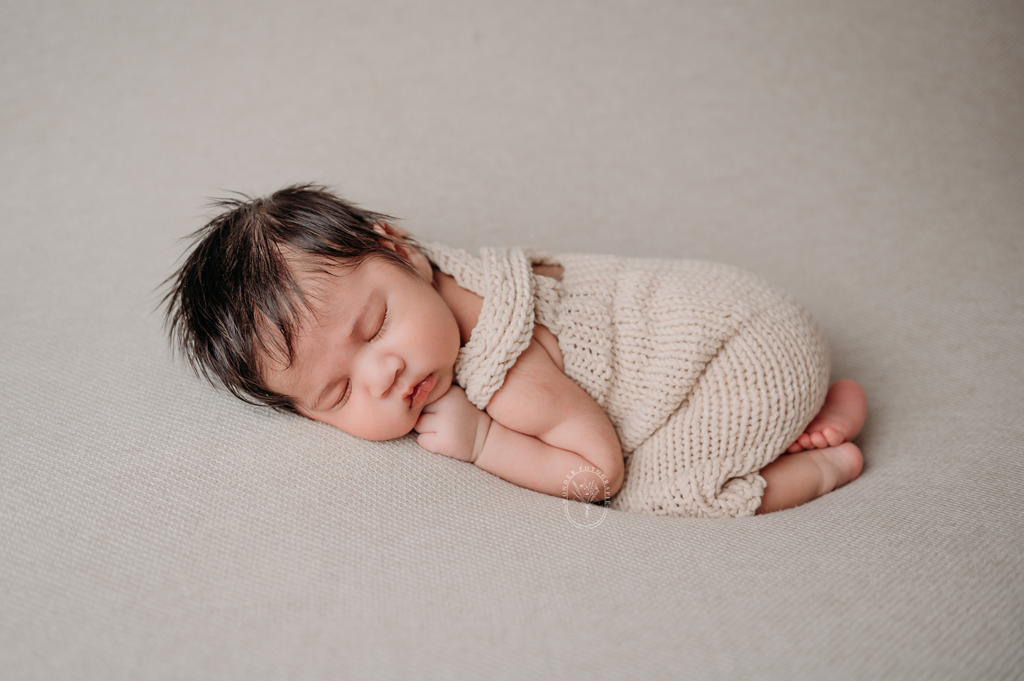 newborn fotoshoot almere leeuwarden meppel zwolle baby shoot