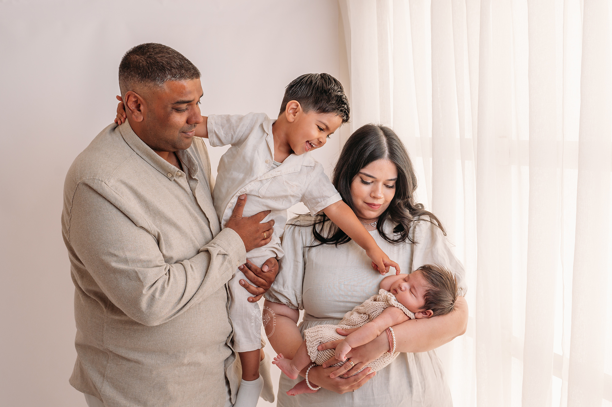 newborn fotoshoot almere leeuwarden meppel zwolle baby shoot