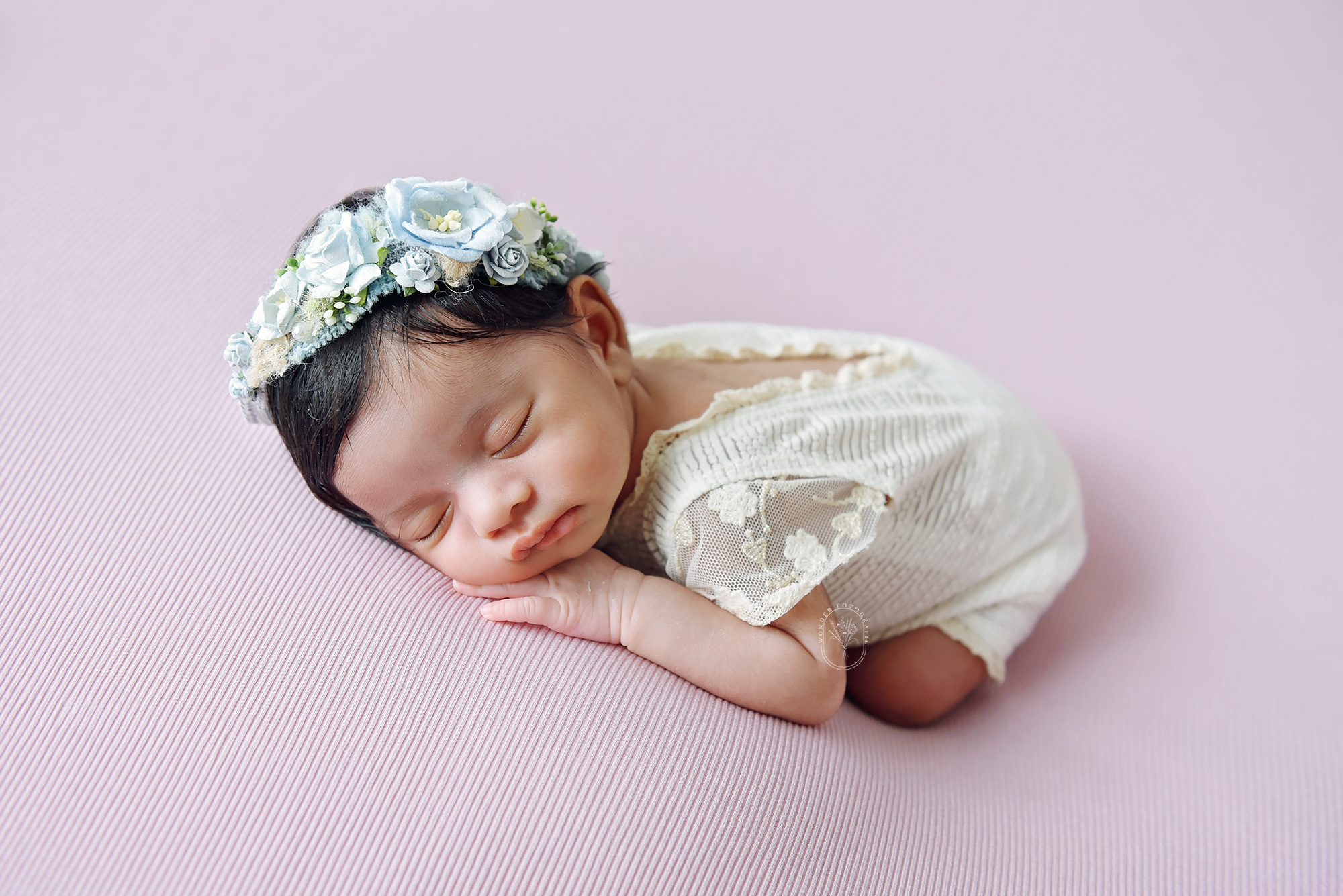 newborn fotoshoot baby fotografie friesland overijssel flevoland drenthe