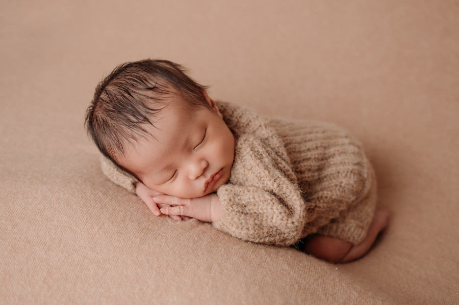 Newborn Fotoshoot Noord Nederland Zwolle Emmeloord Heerenveen Meppel Leeuwarden Almere Kampen